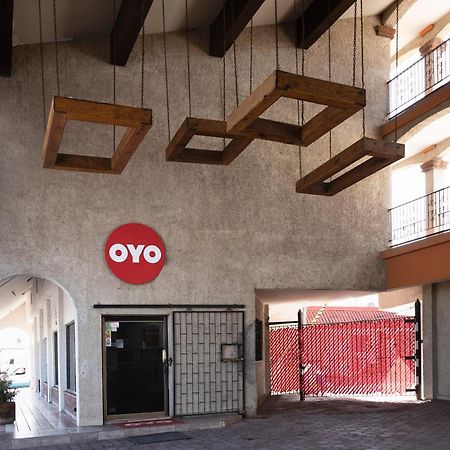 Oyo Hotel Real Del Sur, Estadio צ'יוואווה מראה חיצוני תמונה