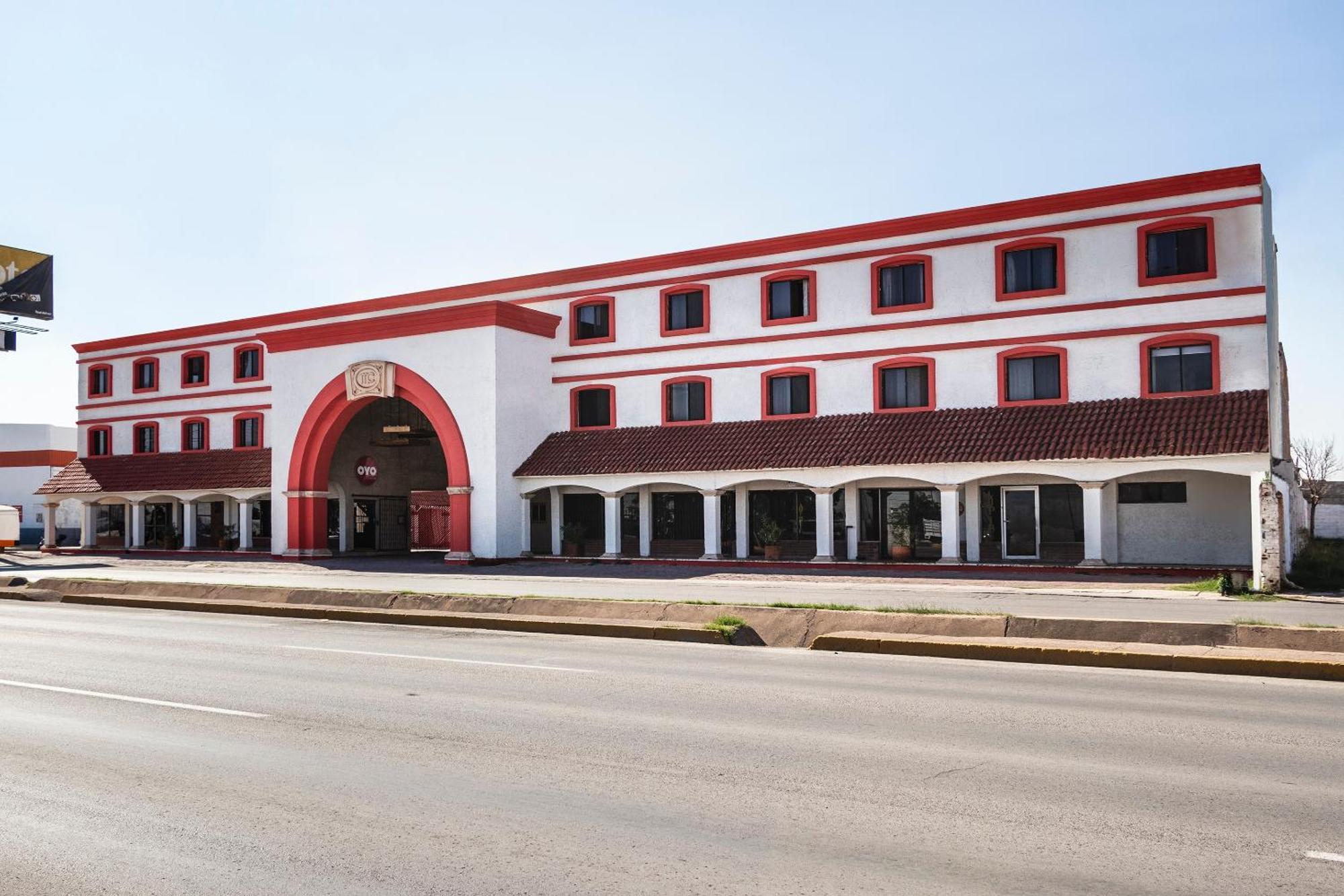 Oyo Hotel Real Del Sur, Estadio צ'יוואווה מראה חיצוני תמונה