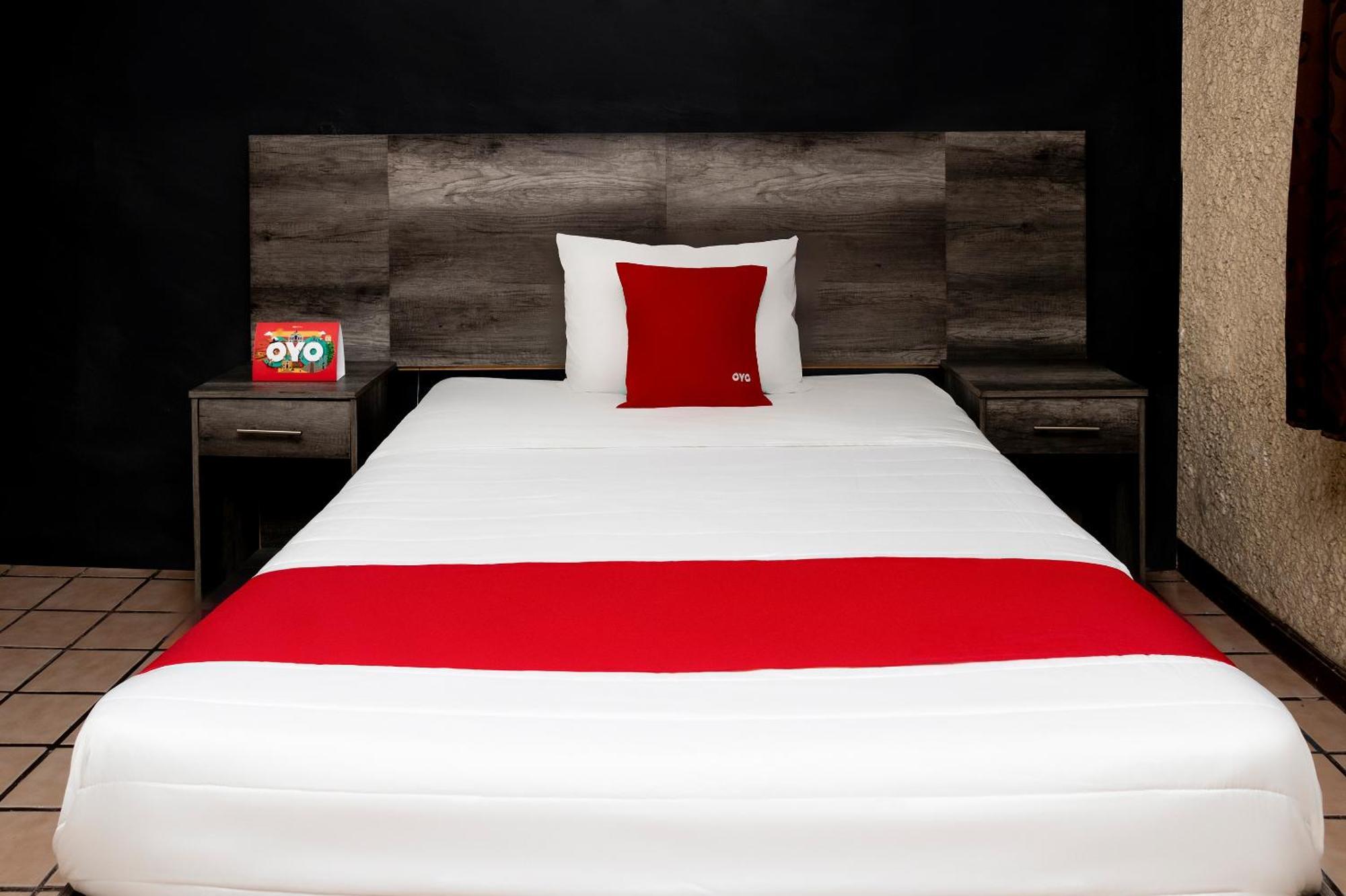 Oyo Hotel Real Del Sur, Estadio צ'יוואווה מראה חיצוני תמונה