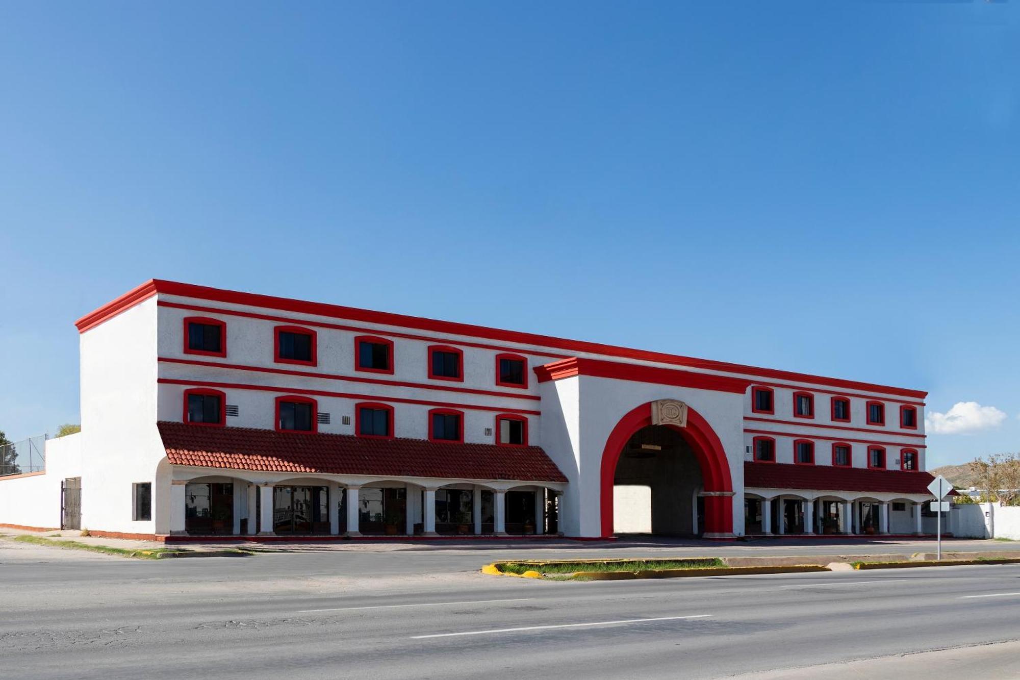 Oyo Hotel Real Del Sur, Estadio צ'יוואווה מראה חיצוני תמונה